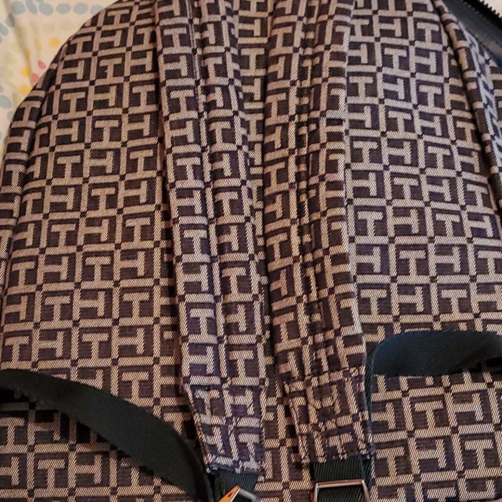 Tommy Hilfiger backpack - Picture 3 of 4